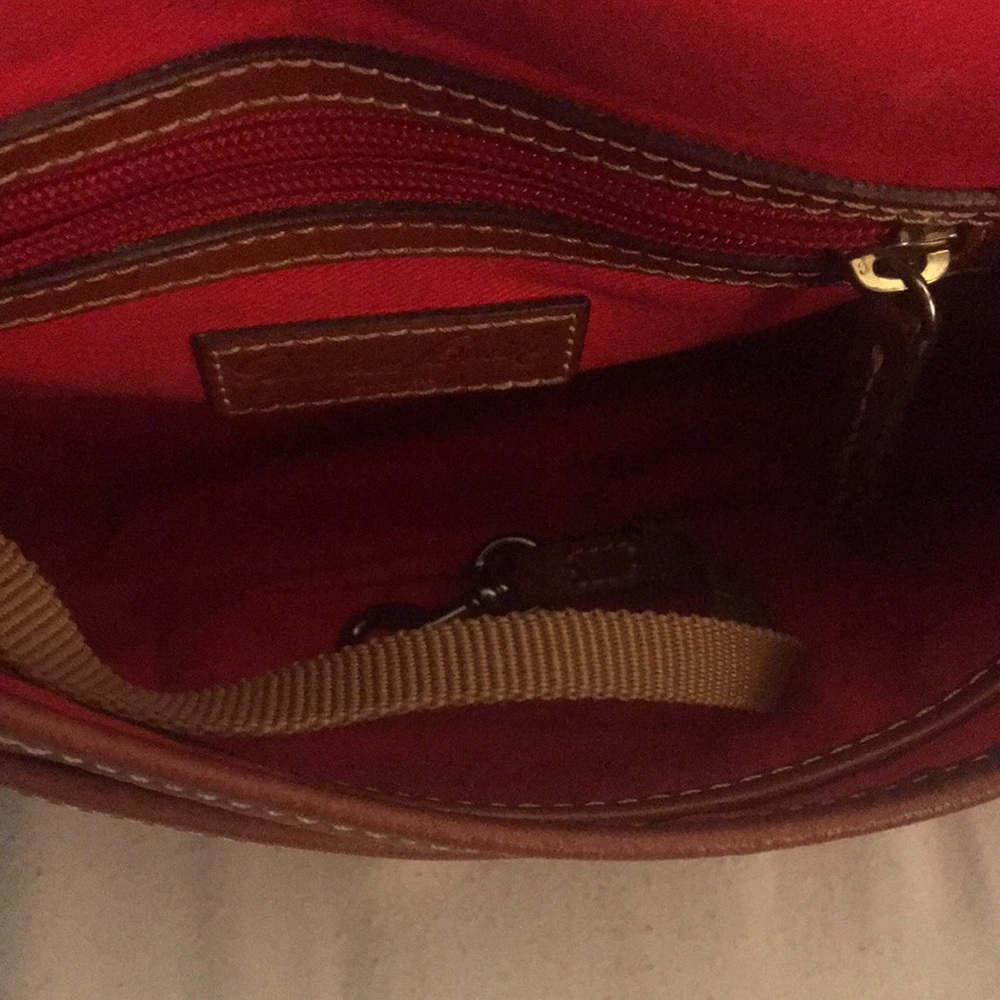 Dooney & Bourke - Picture 5 of 8